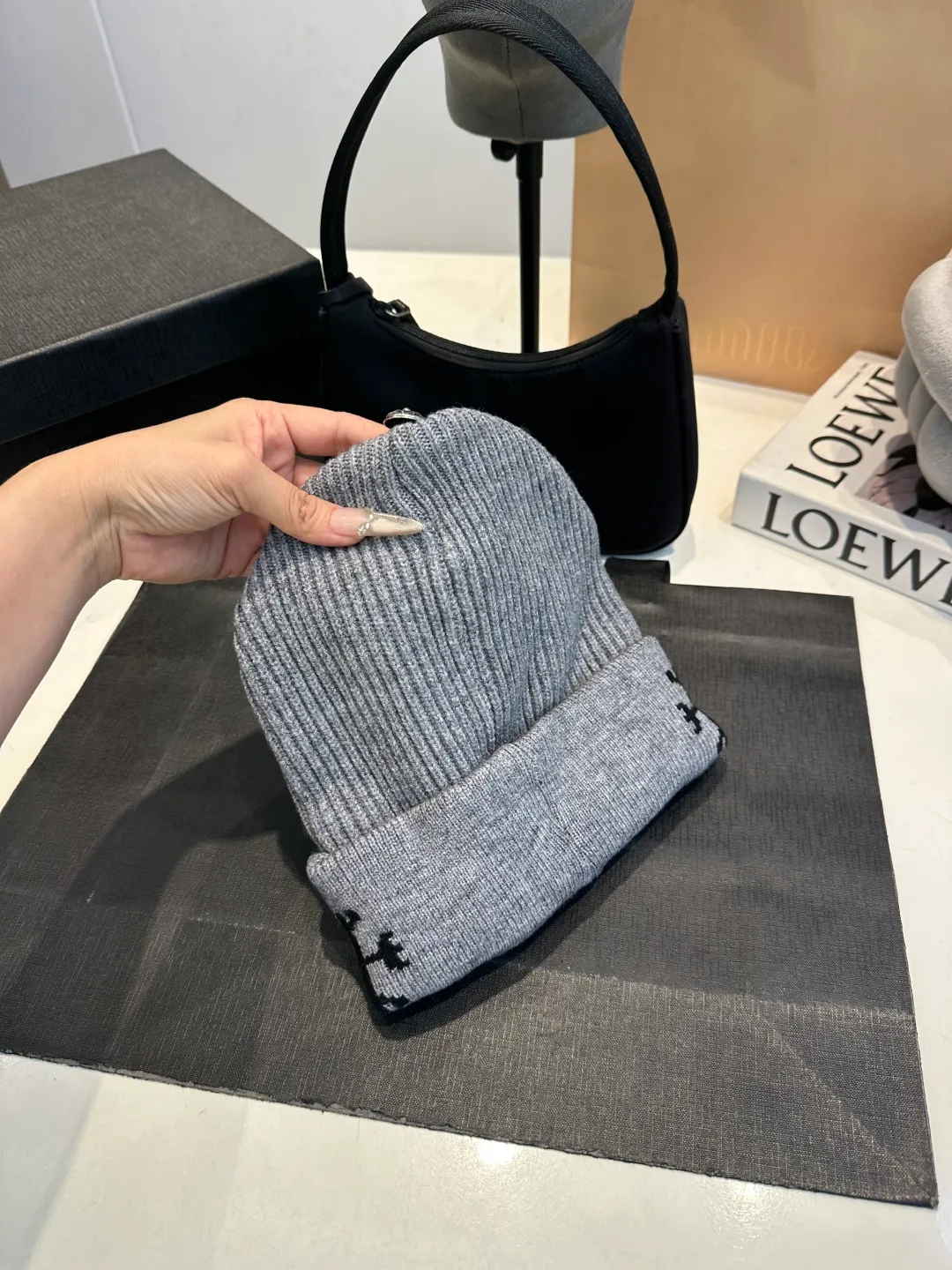 P46 Kroxin's 2025 autumn and winter new style iron-label woolen hat, super popular💖top-notch texture, great for going out on the street!